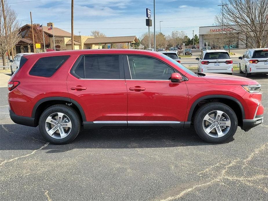 new 2025 Honda Pilot car, priced at $43,990