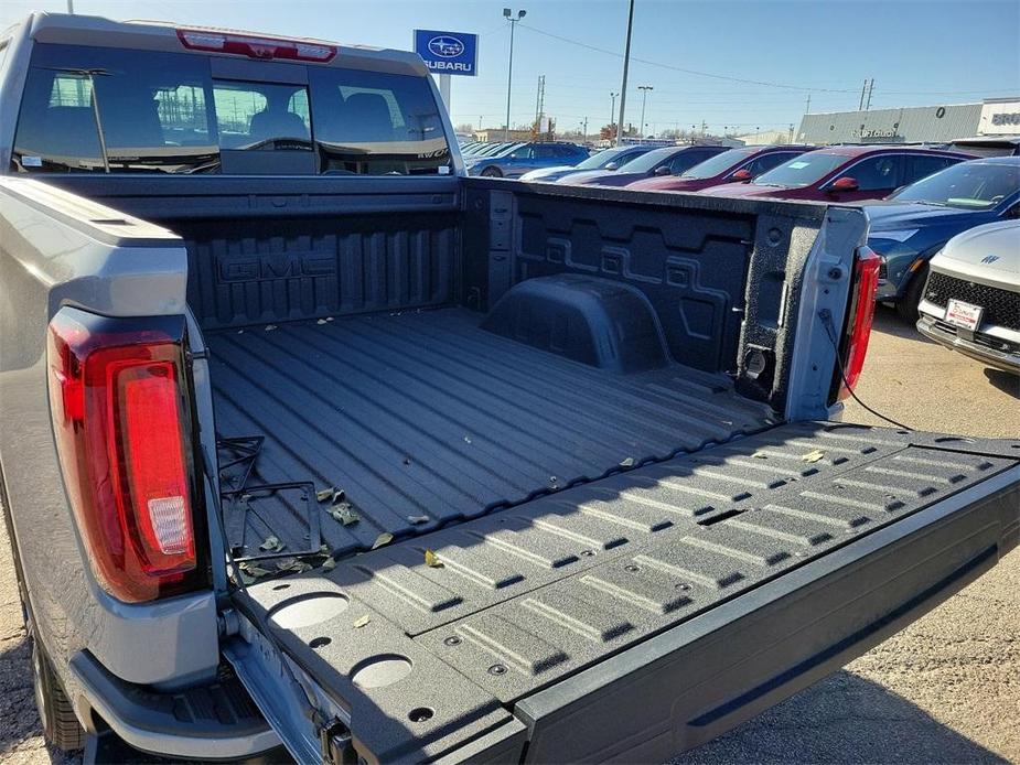 new 2025 GMC Sierra 1500 car, priced at $73,577