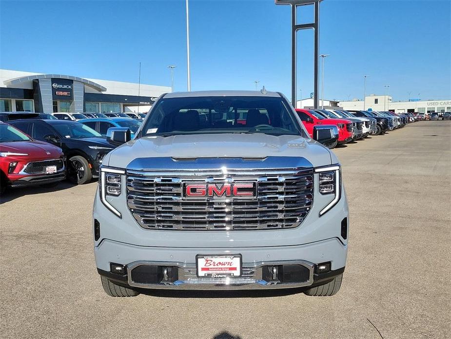 new 2025 GMC Sierra 1500 car, priced at $73,577