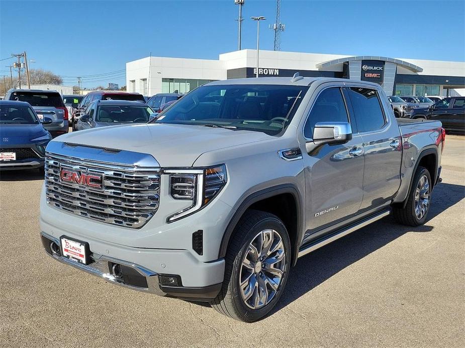 new 2025 GMC Sierra 1500 car, priced at $73,577