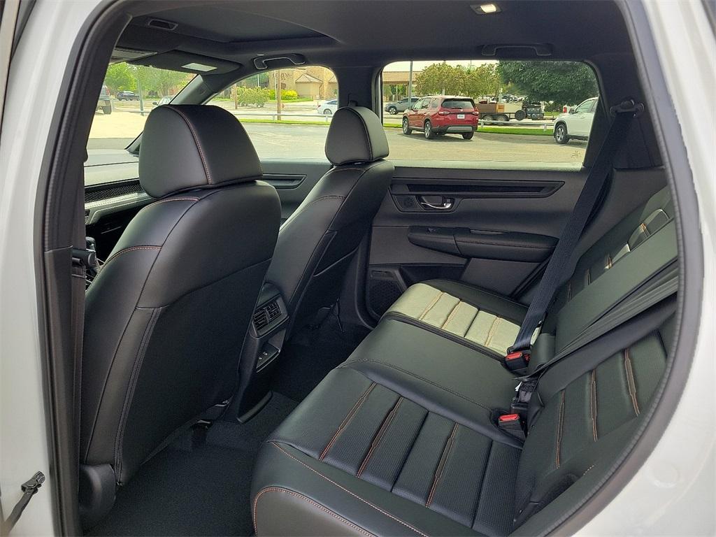 new 2025 Honda CR-V Hybrid car, priced at $39,250