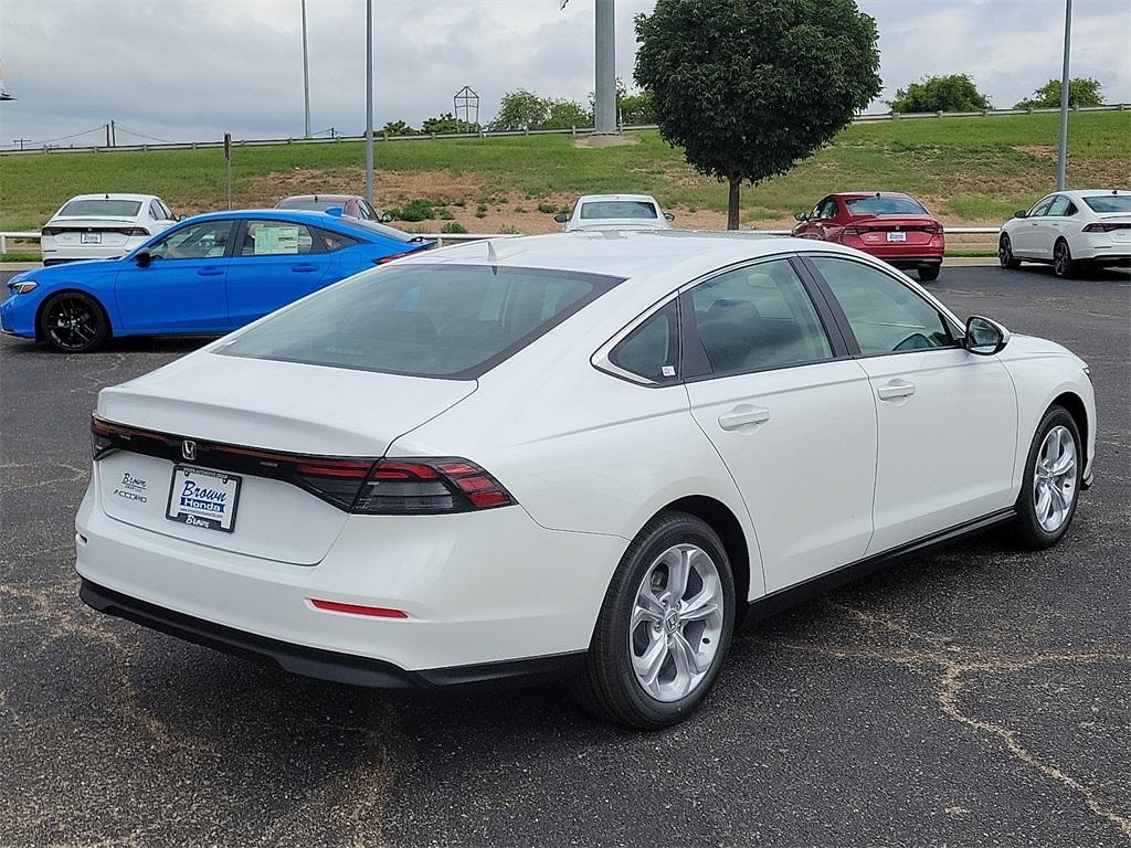 new 2025 Honda Accord car, priced at $29,602
