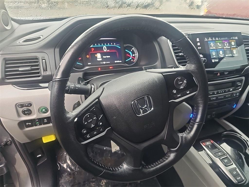 used 2021 Honda Pilot car, priced at $33,559