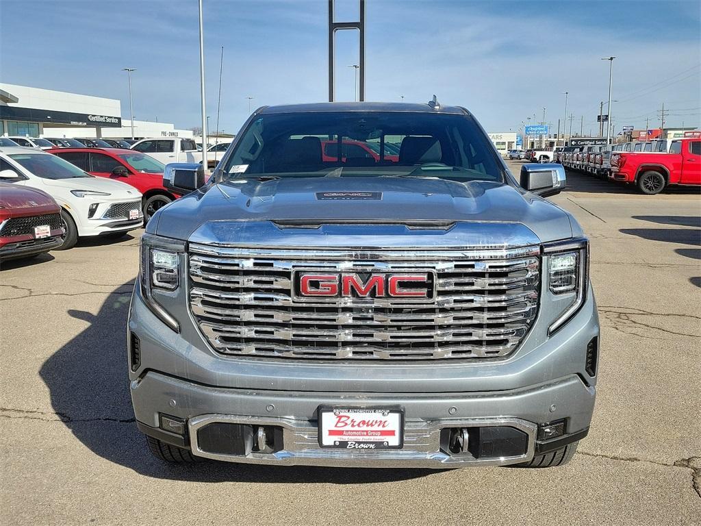 new 2025 GMC Sierra 1500 car, priced at $70,577