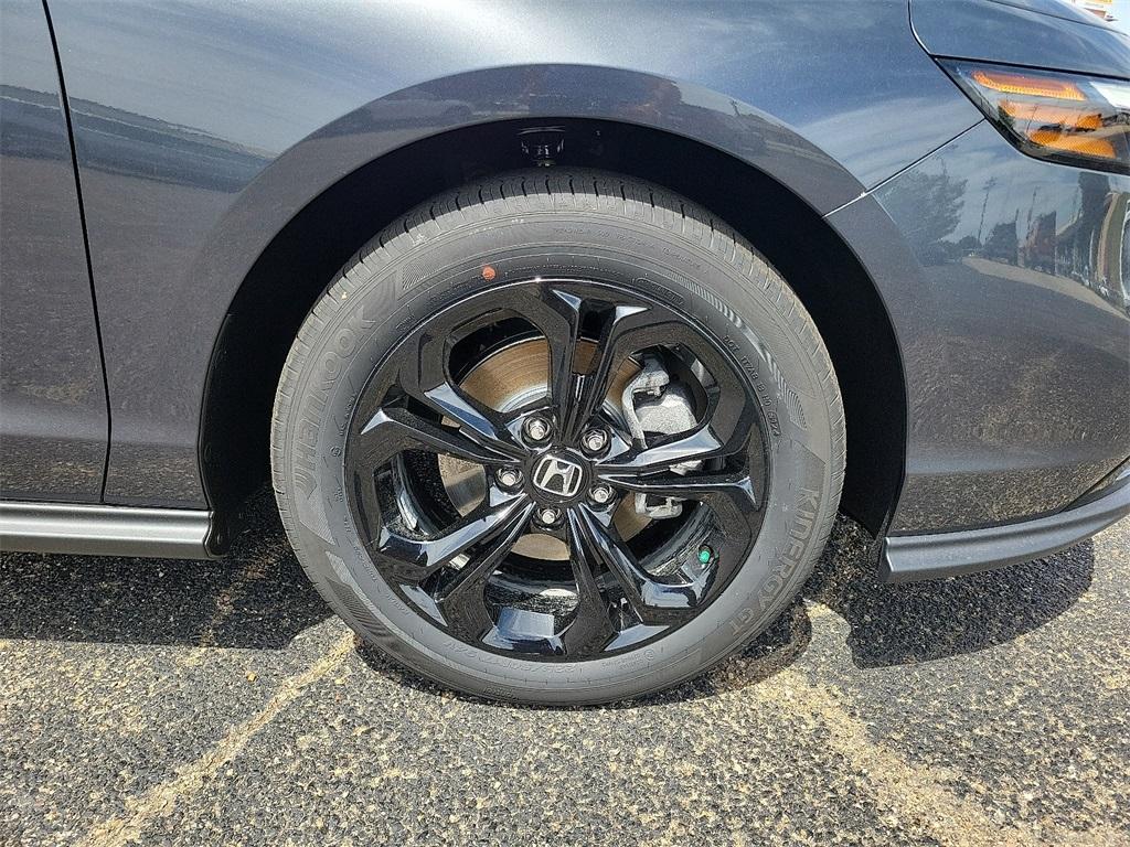 new 2025 Honda Accord car, priced at $31,076