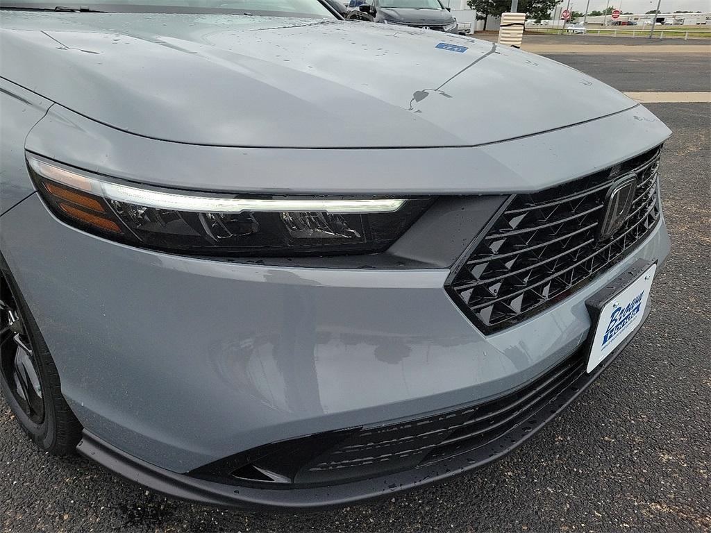 new 2025 Honda Accord car, priced at $31,595