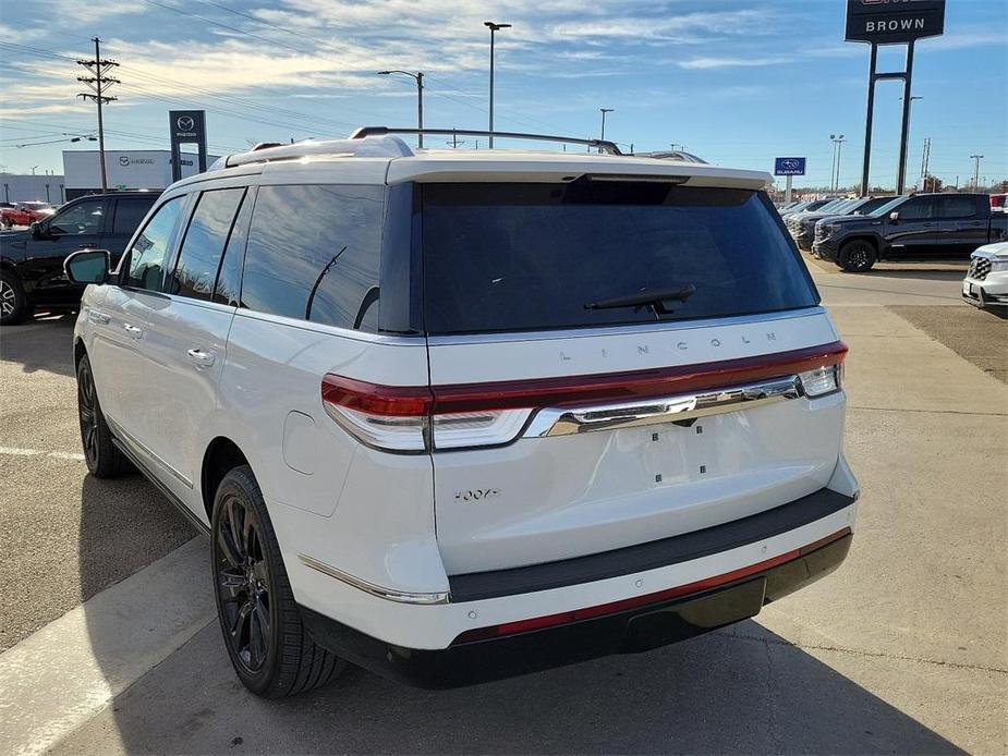 used 2022 Lincoln Navigator car, priced at $56,500