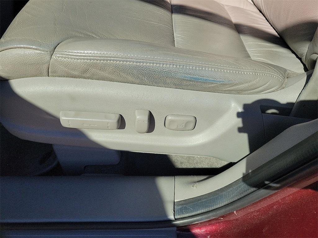 used 2013 Honda CR-V car, priced at $14,875