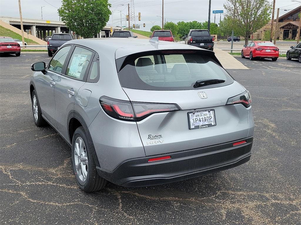 new 2025 Honda HR-V car, priced at $26,600