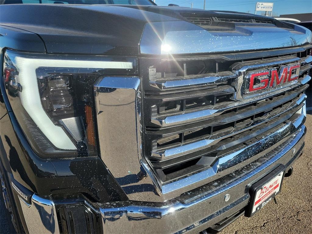 new 2025 GMC Sierra 2500 car, priced at $73,358