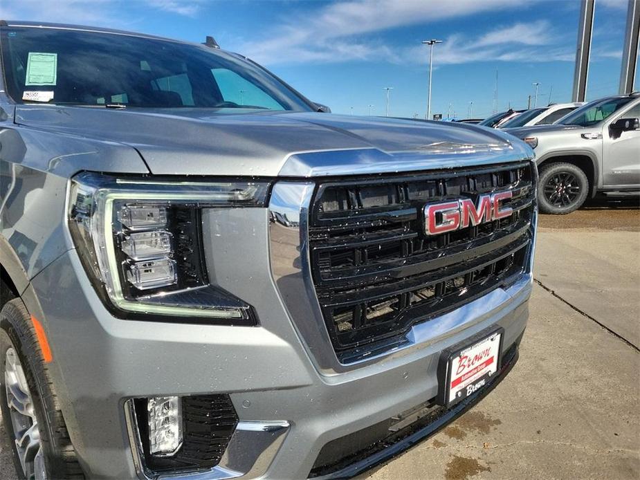 new 2024 GMC Yukon XL car, priced at $66,144