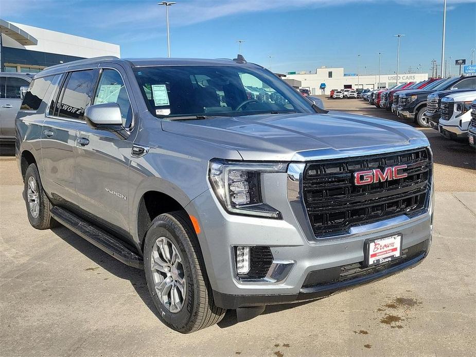 new 2024 GMC Yukon XL car, priced at $66,144