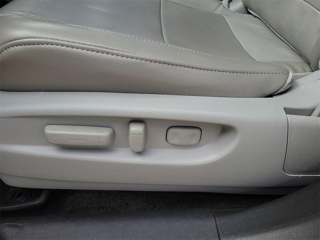 used 2015 Acura MDX car, priced at $17,800