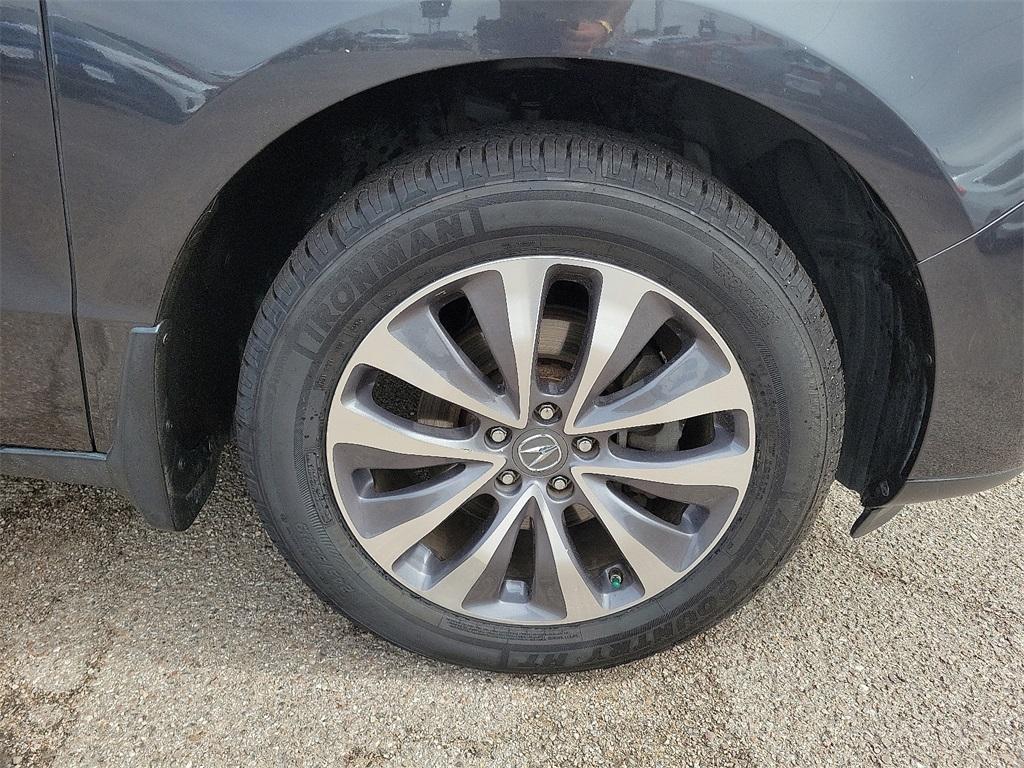 used 2015 Acura MDX car, priced at $17,800