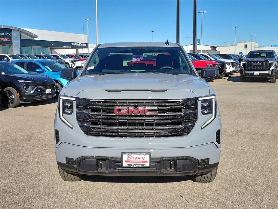 new 2025 GMC Sierra 1500 car, priced at $52,040