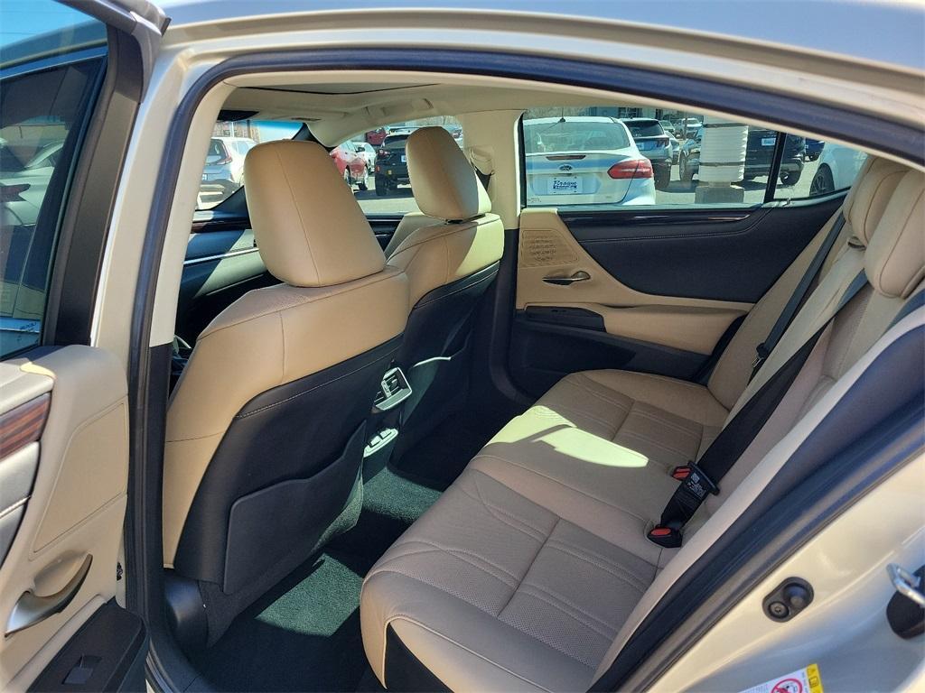 used 2019 Lexus ES 350 car, priced at $32,970