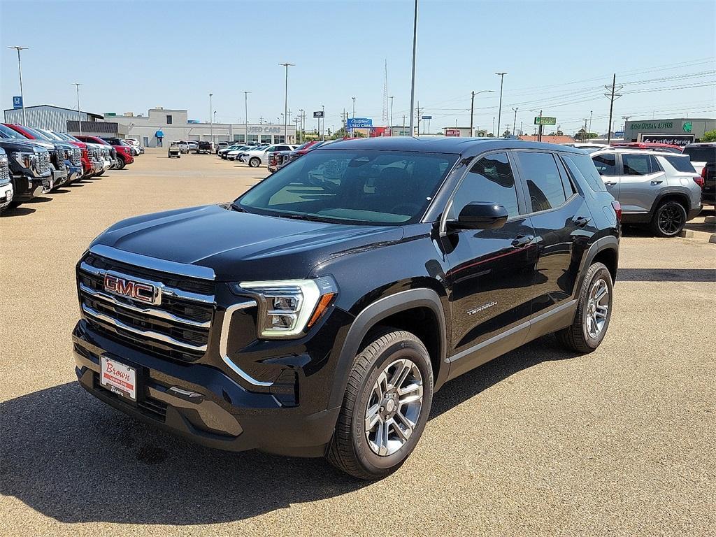 new 2025 GMC Terrain car, priced at $31,999