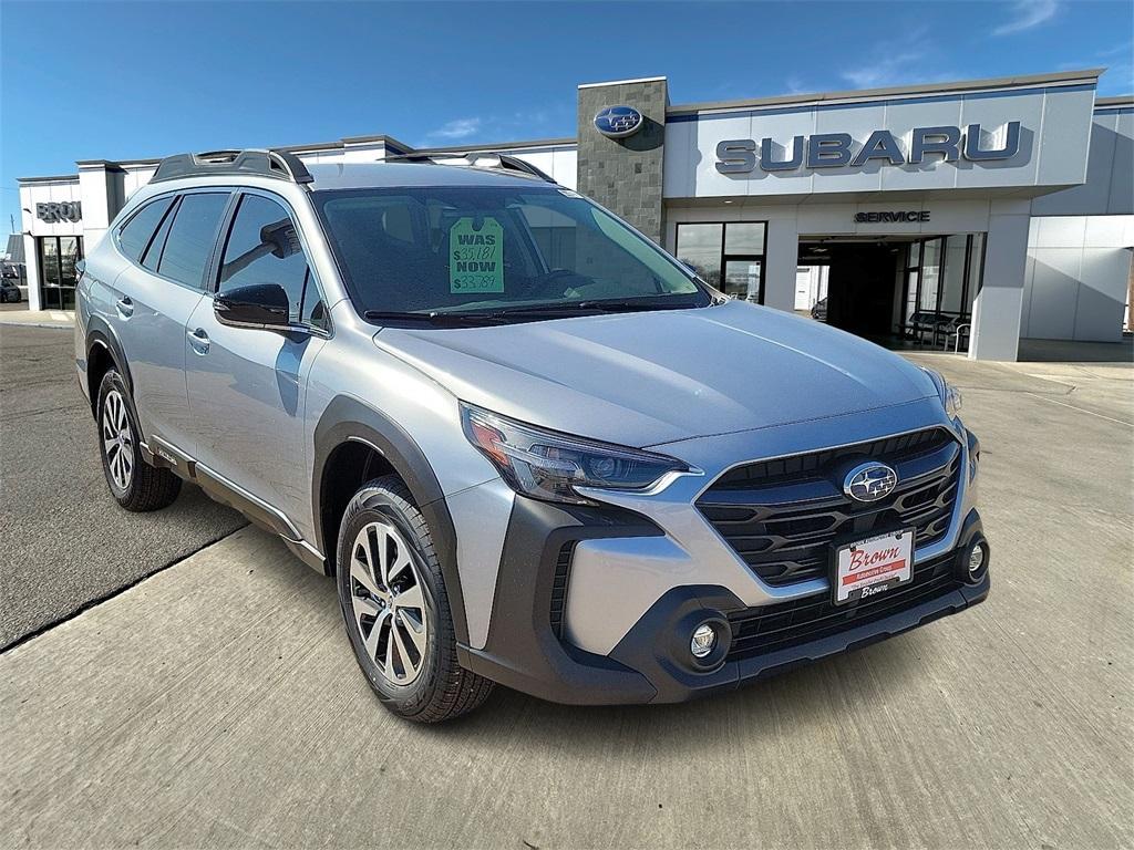 new 2025 Subaru Outback car, priced at $33,113