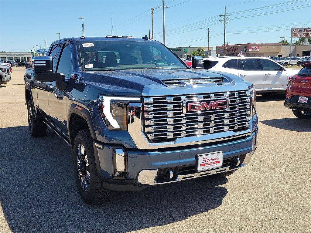 new 2025 GMC Sierra 2500 car, priced at $85,999