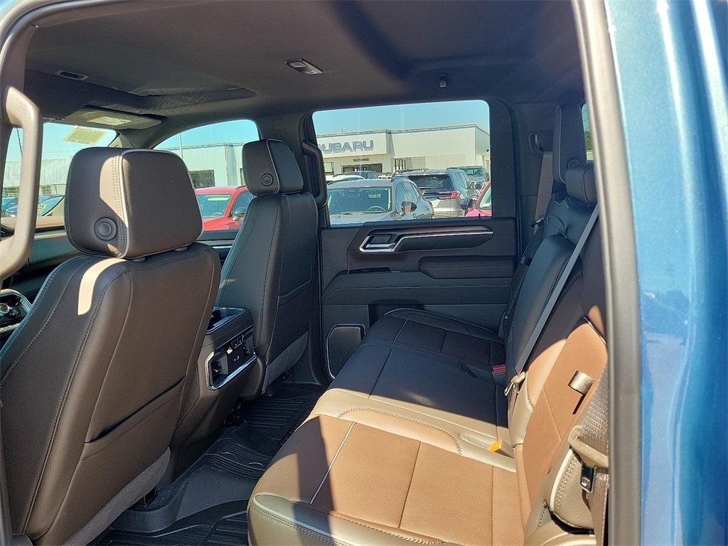 new 2025 GMC Sierra 2500 car, priced at $85,999