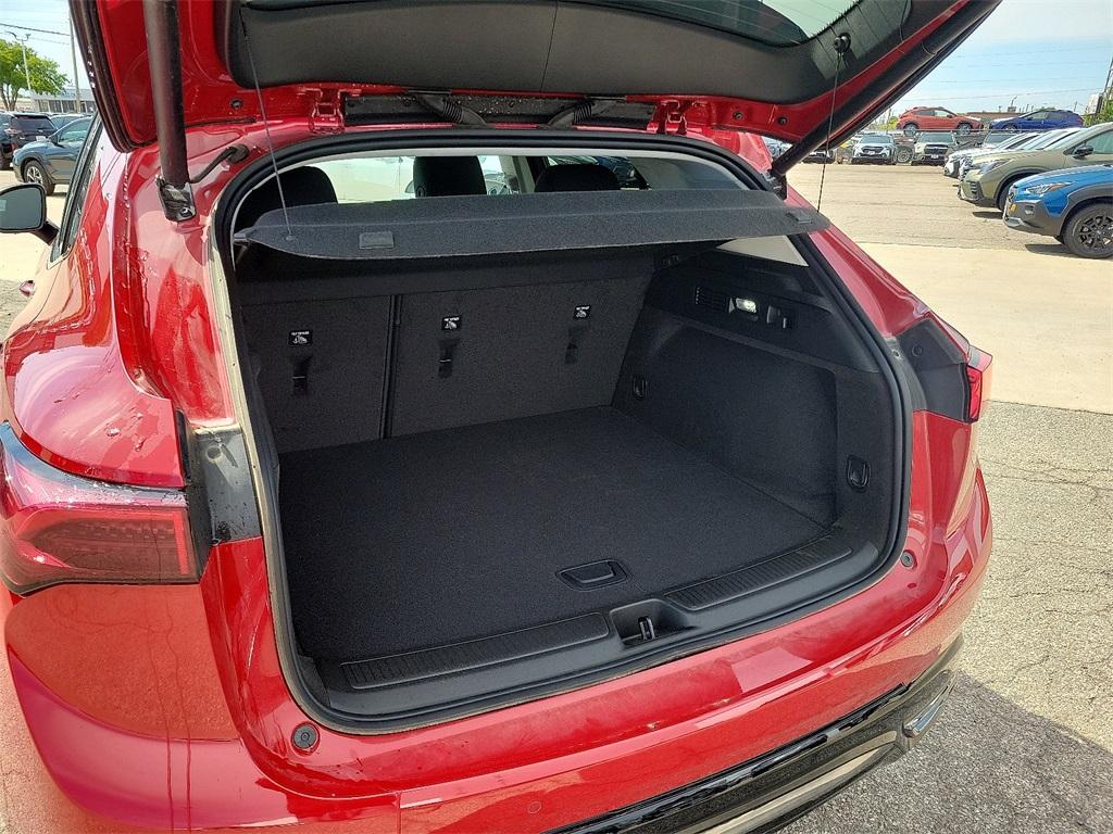 new 2025 Buick Envision car, priced at $37,905