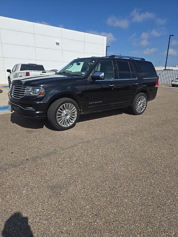used 2017 Lincoln Navigator car, priced at $9,500