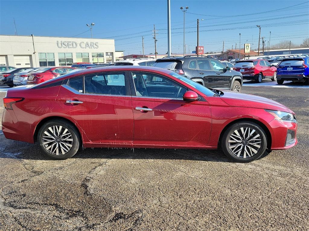 used 2023 Nissan Altima car, priced at $19,976