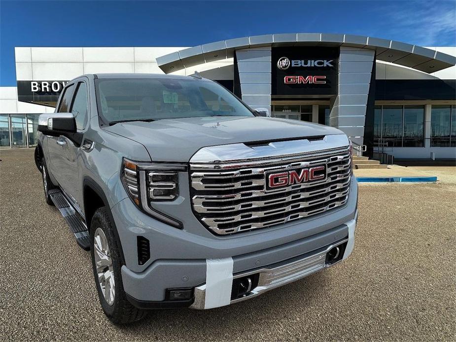 new 2025 GMC Sierra 1500 car, priced at $68,097