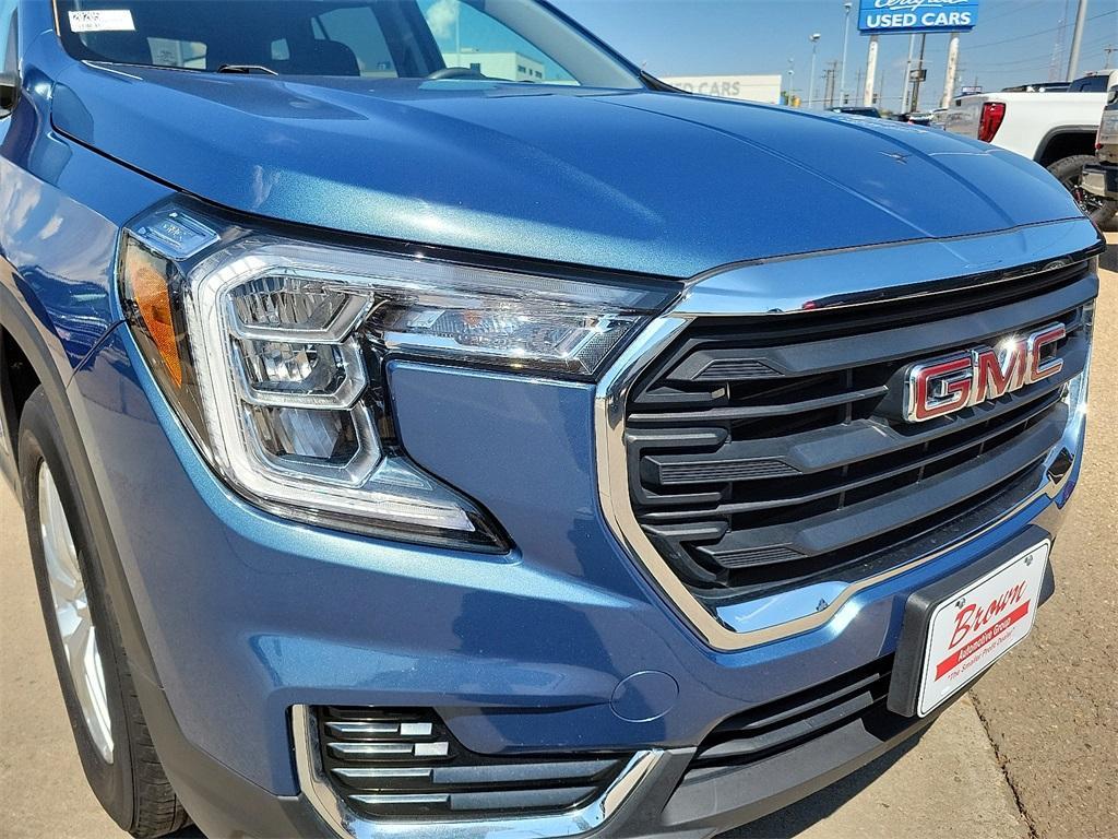 used 2024 GMC Terrain car, priced at $25,273