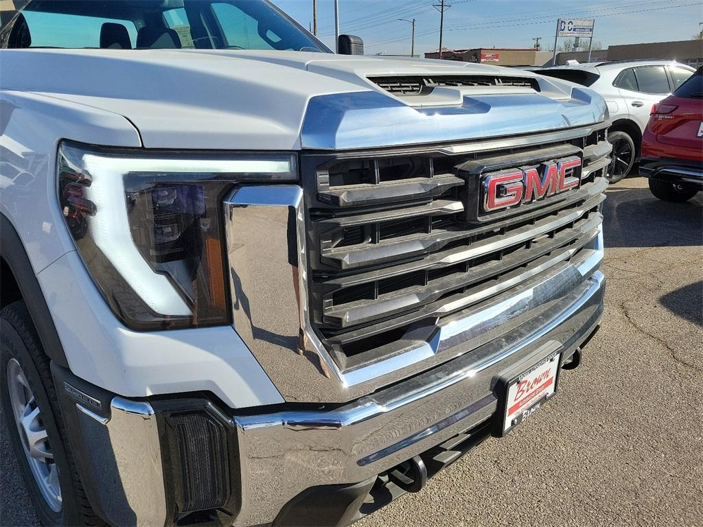 new 2025 GMC Sierra 2500 car, priced at $48,672