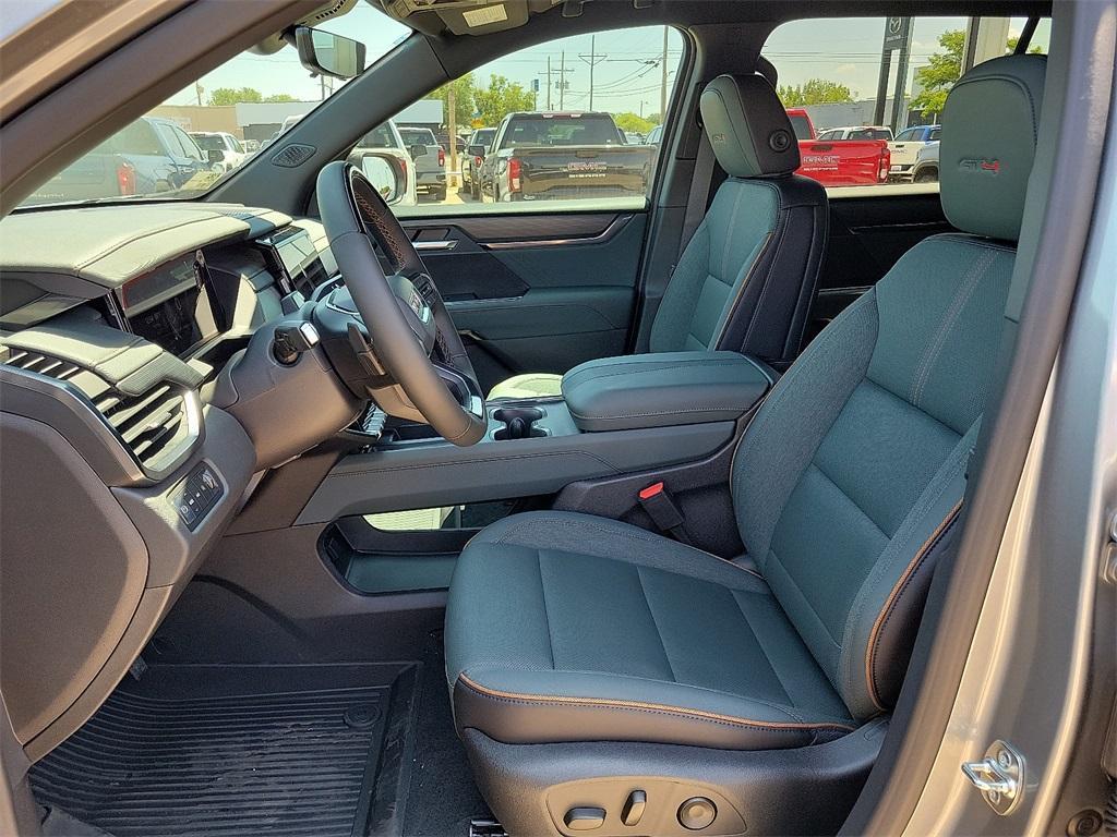 new 2025 GMC Acadia car, priced at $55,999
