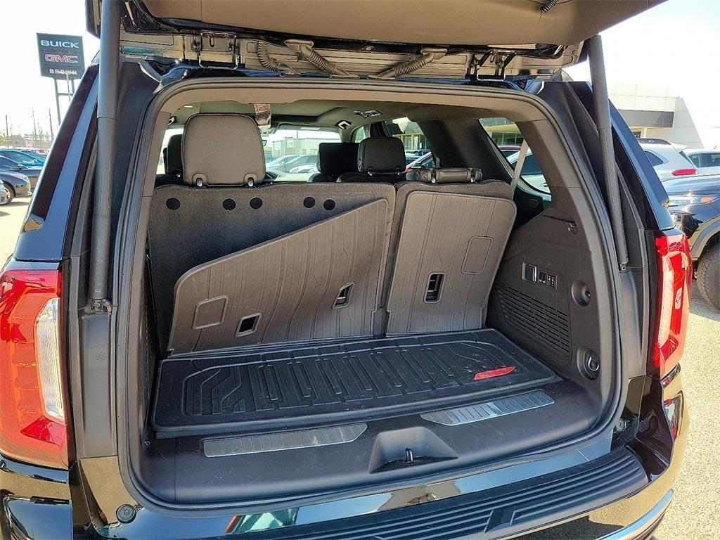 used 2021 GMC Yukon car, priced at $47,542