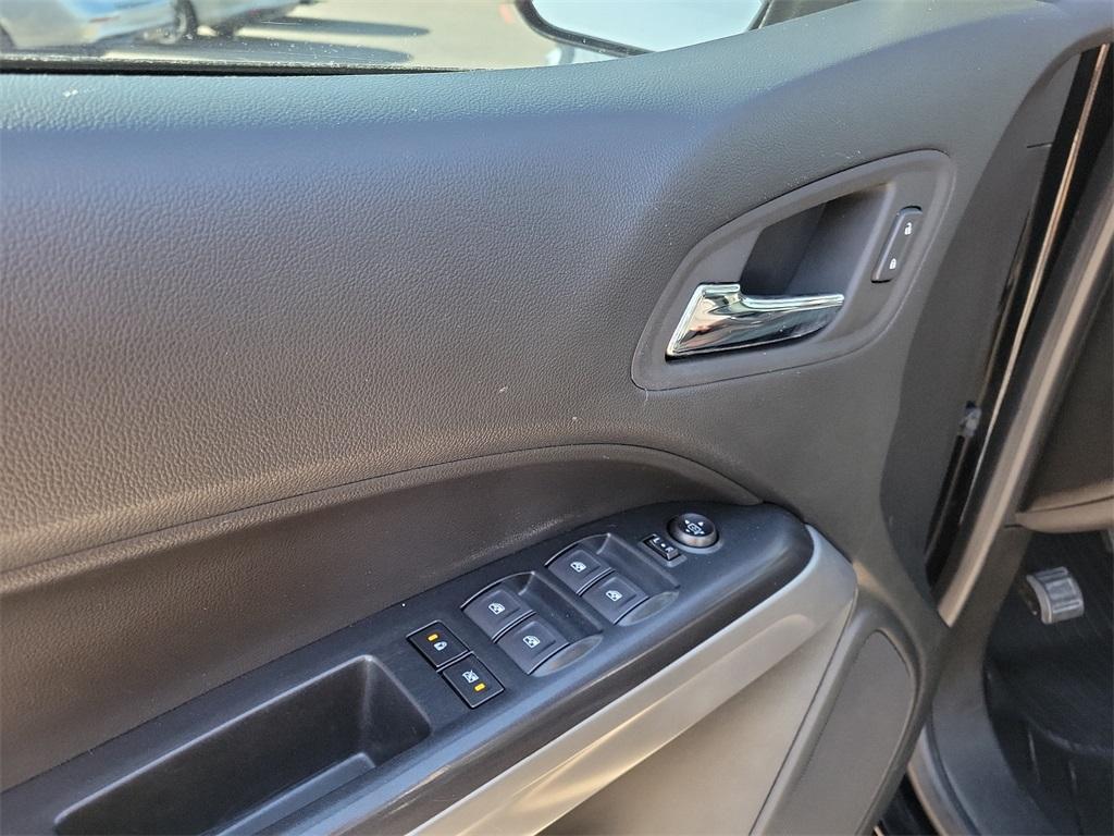 used 2022 Chevrolet Colorado car, priced at $38,940