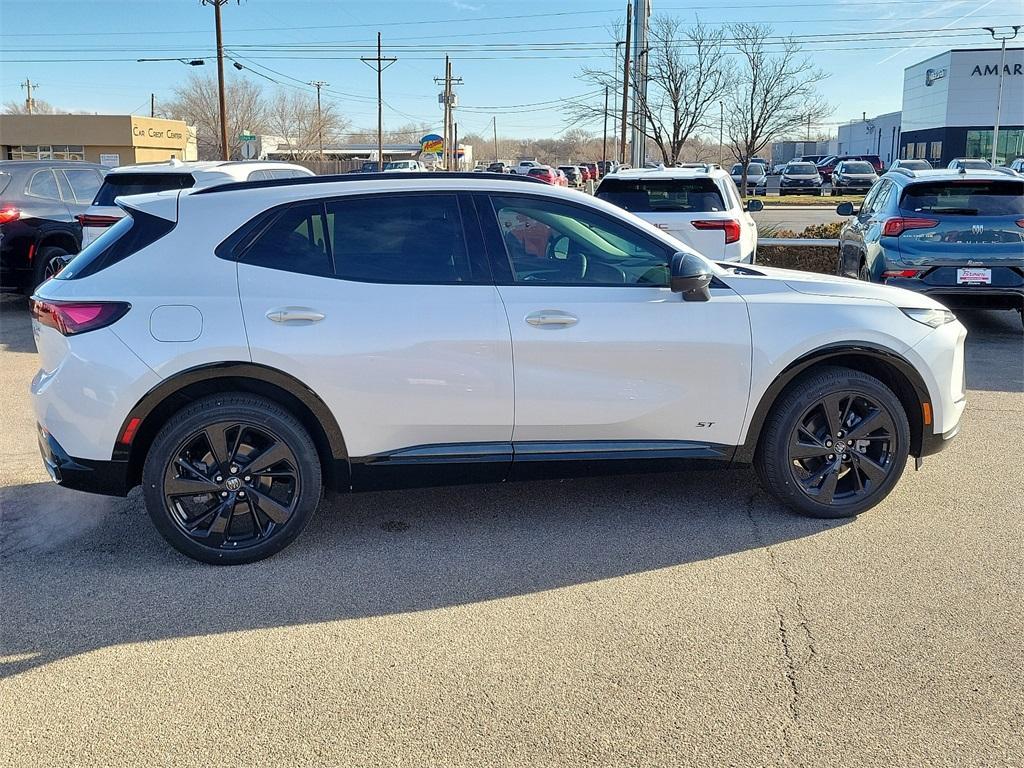 new 2024 Buick Envision car, priced at $36,800