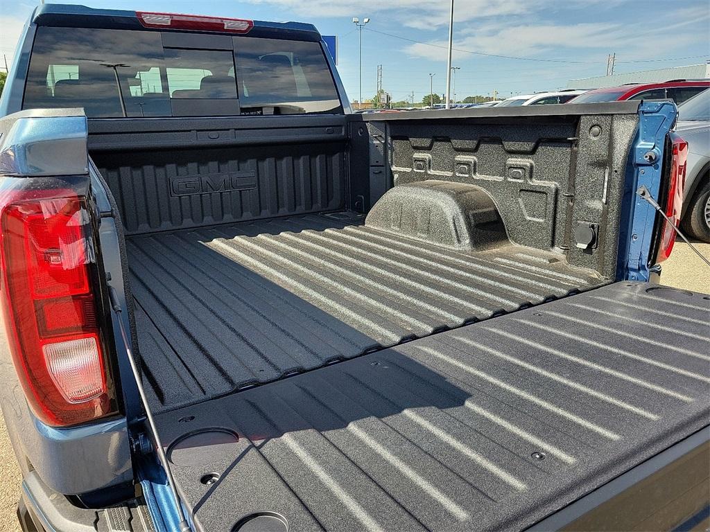 new 2025 GMC Sierra 1500 car, priced at $61,282