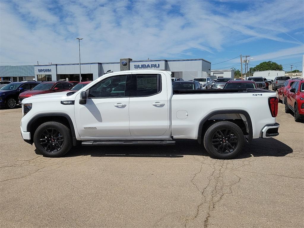 new 2025 GMC Sierra 1500 car, priced at $52,500