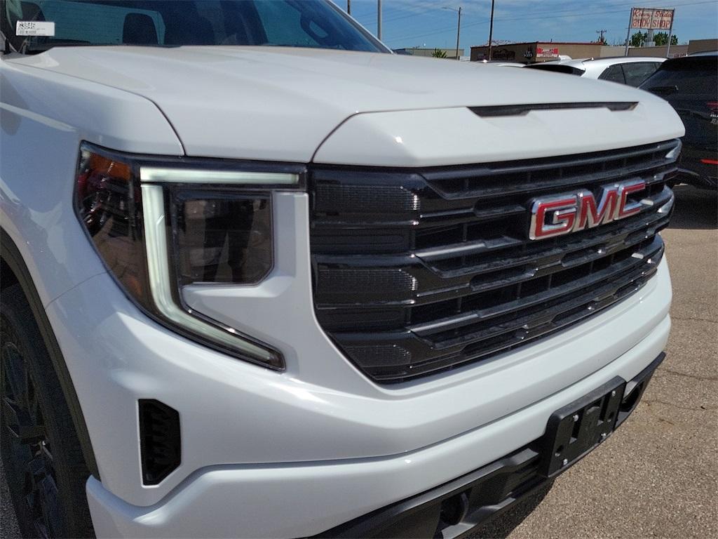 new 2025 GMC Sierra 1500 car, priced at $52,500