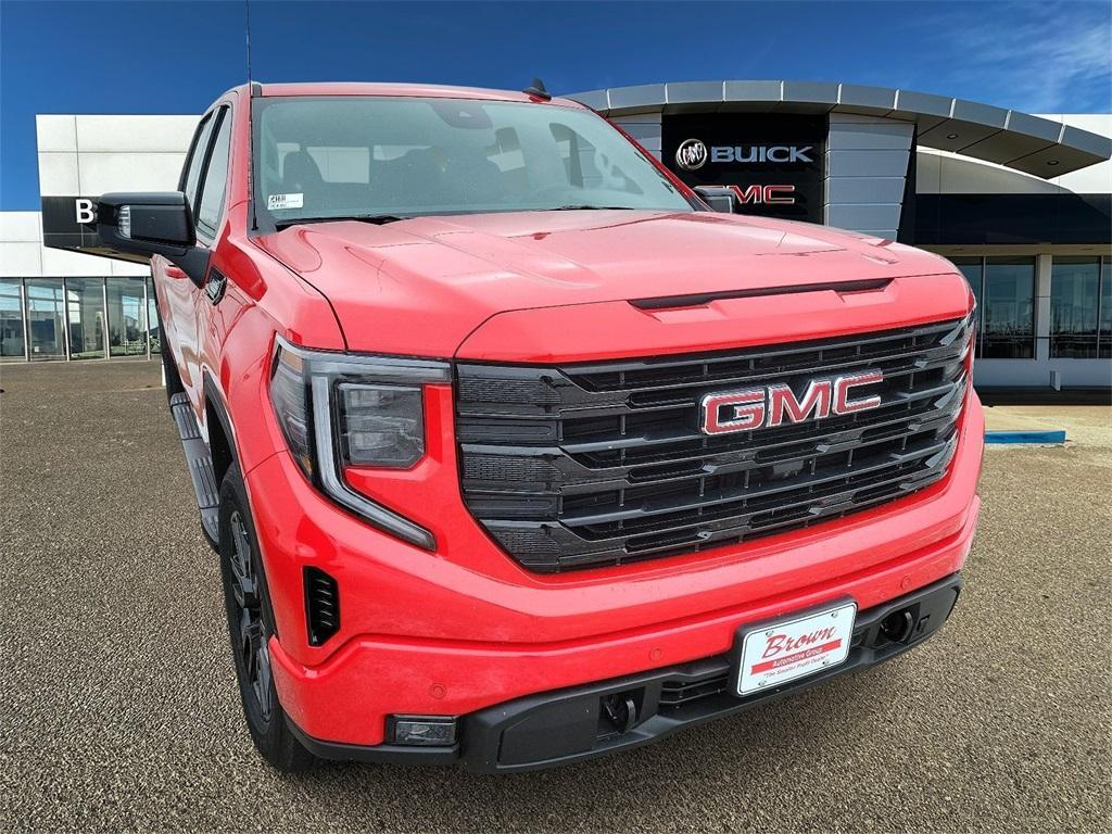 new 2025 GMC Sierra 1500 car, priced at $61,068