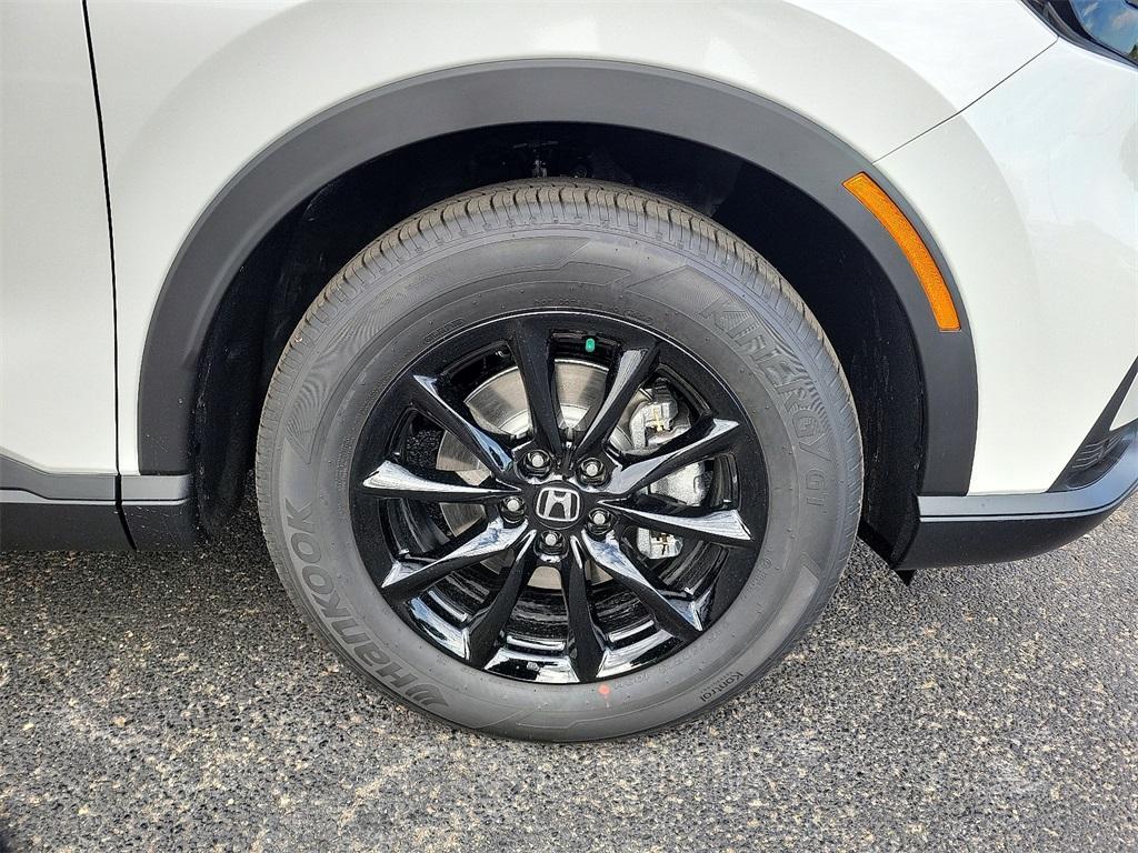 new 2026 Honda CR-V Hybrid car, priced at $40,575