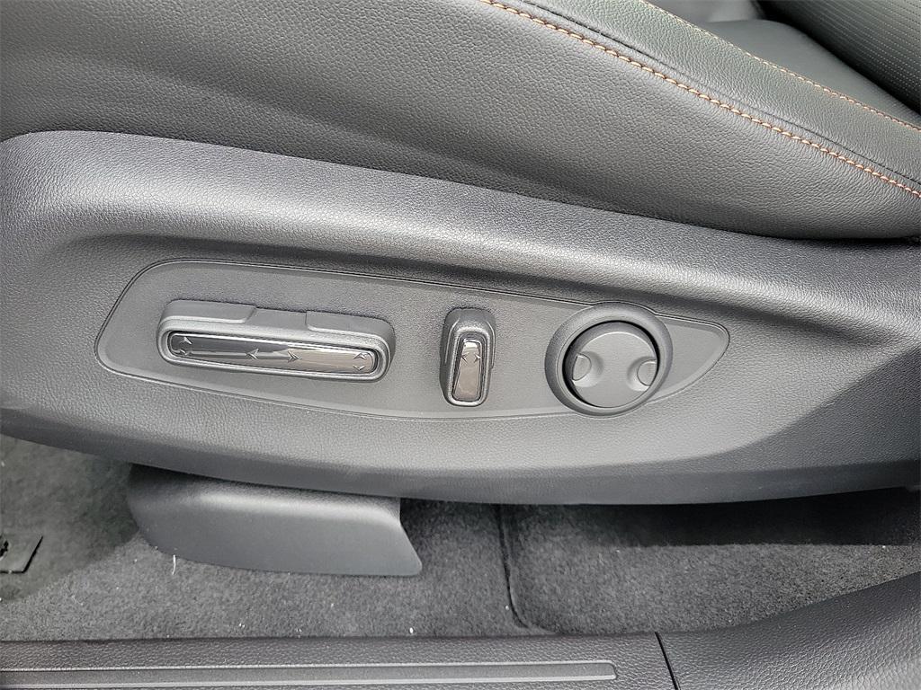 new 2026 Honda CR-V Hybrid car, priced at $40,575