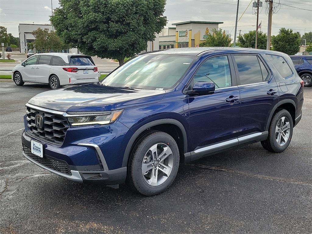 new 2025 Honda Pilot car, priced at $46,895