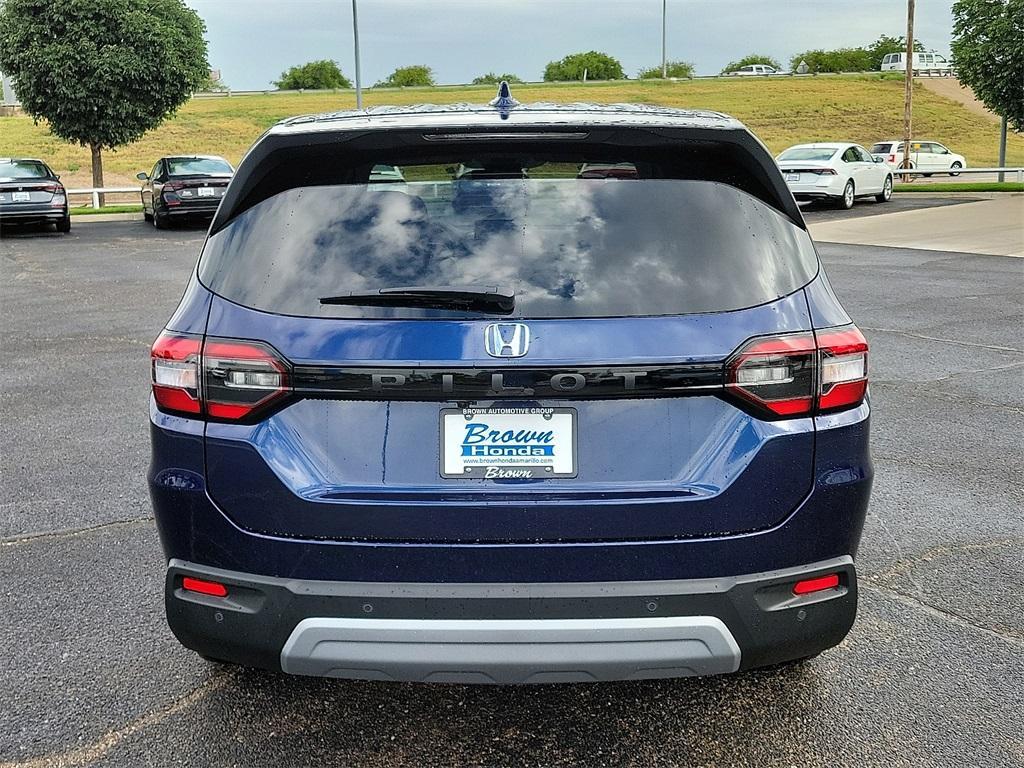new 2025 Honda Pilot car, priced at $46,895
