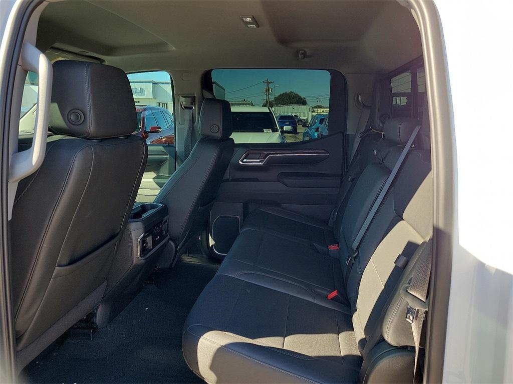 used 2025 GMC Sierra 1500 car, priced at $54,051