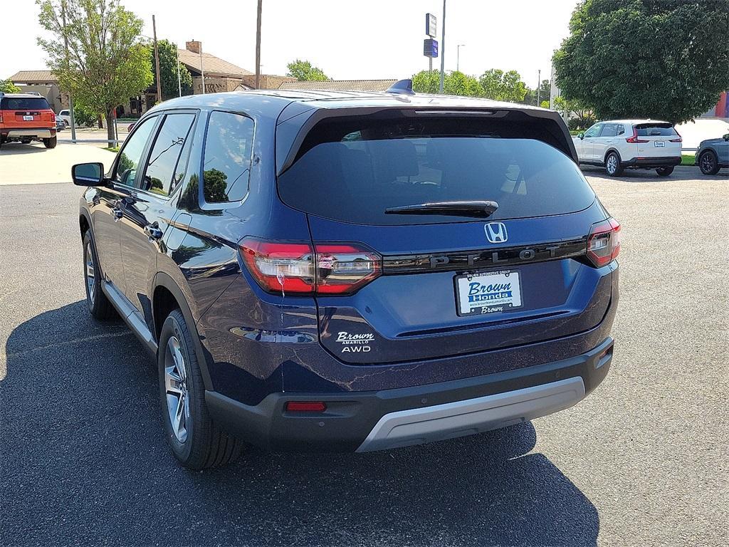 new 2025 Honda Pilot car, priced at $45,639