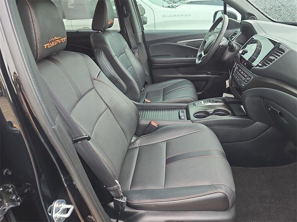 used 2022 Honda Passport car, priced at $33,644