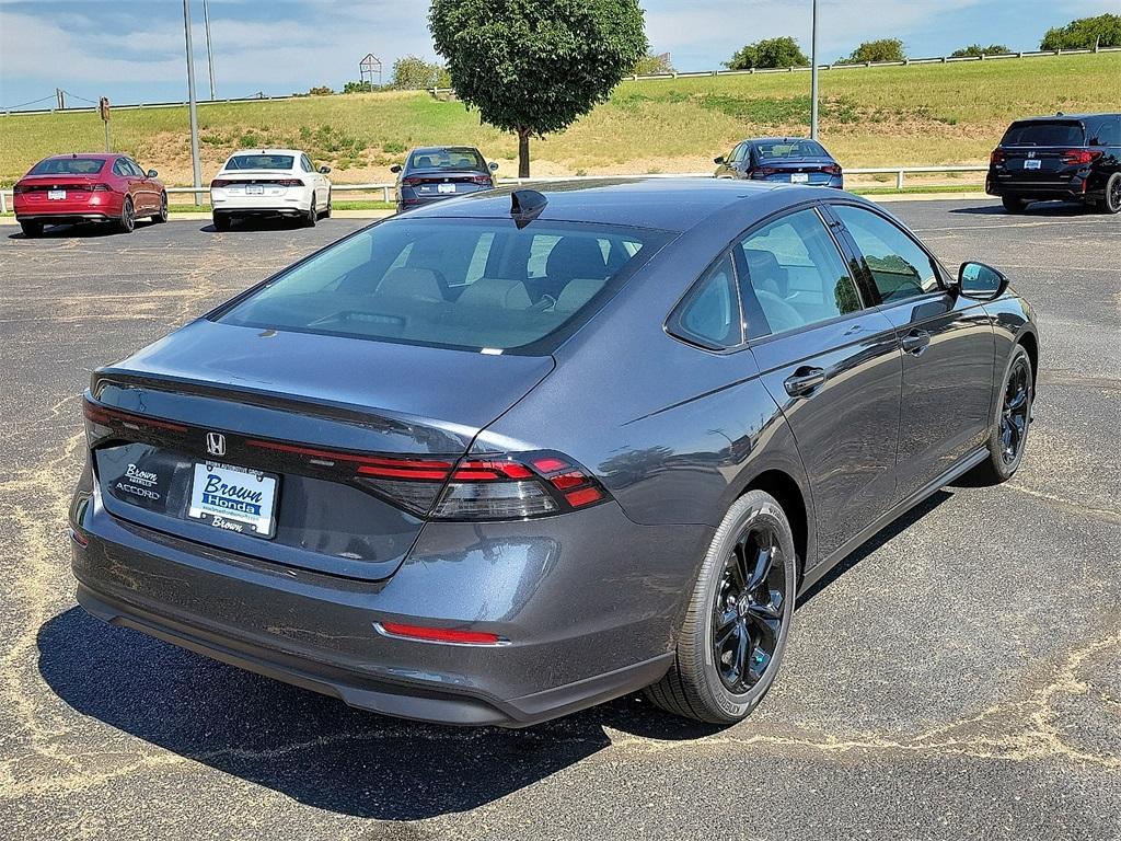 new 2025 Honda Accord car, priced at $31,076