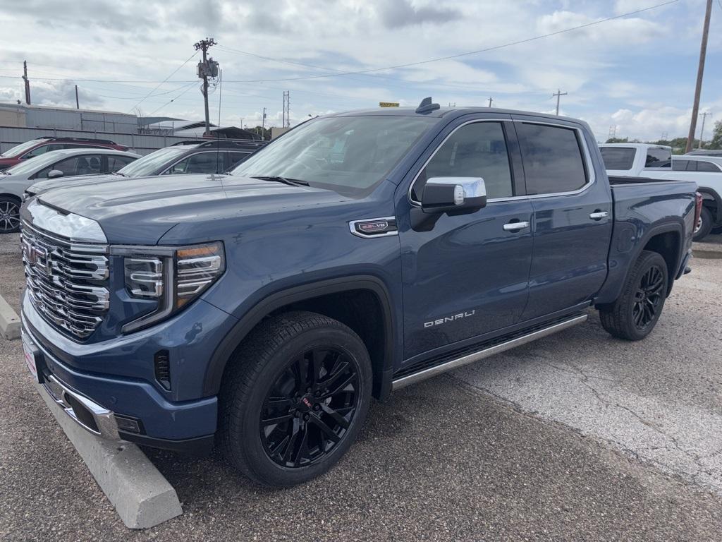 new 2026 GMC Sierra 1500 car, priced at $77,599