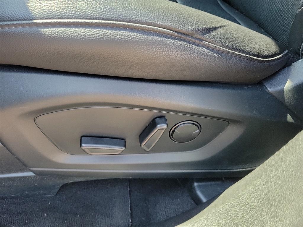 used 2023 Ford Explorer car, priced at $30,669
