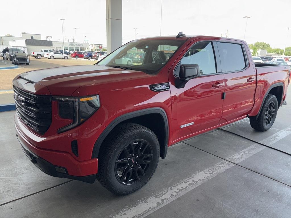 new 2025 GMC Sierra 1500 car, priced at $60,426