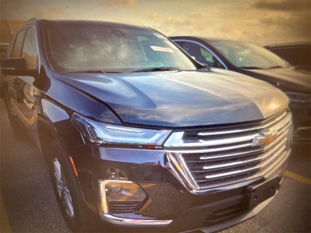 used 2023 Chevrolet Traverse car, priced at $29,660